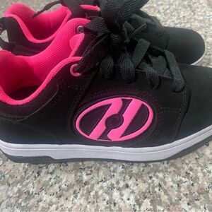 Heelys Black with Hot Pink Accent Skate Shoes